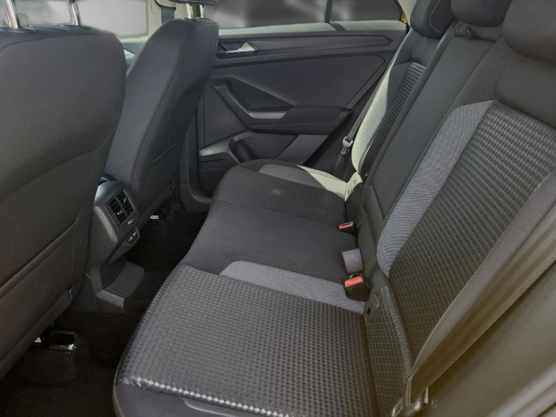 Volkswagen T-Roc Active