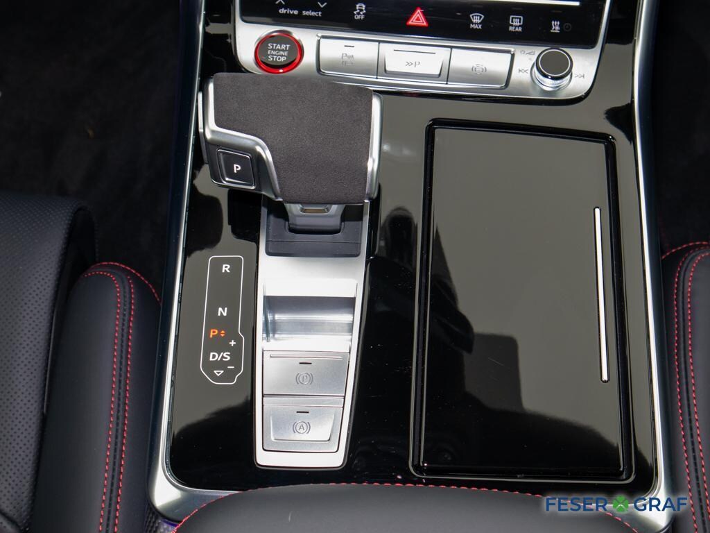 Audi RS Q8 SUV