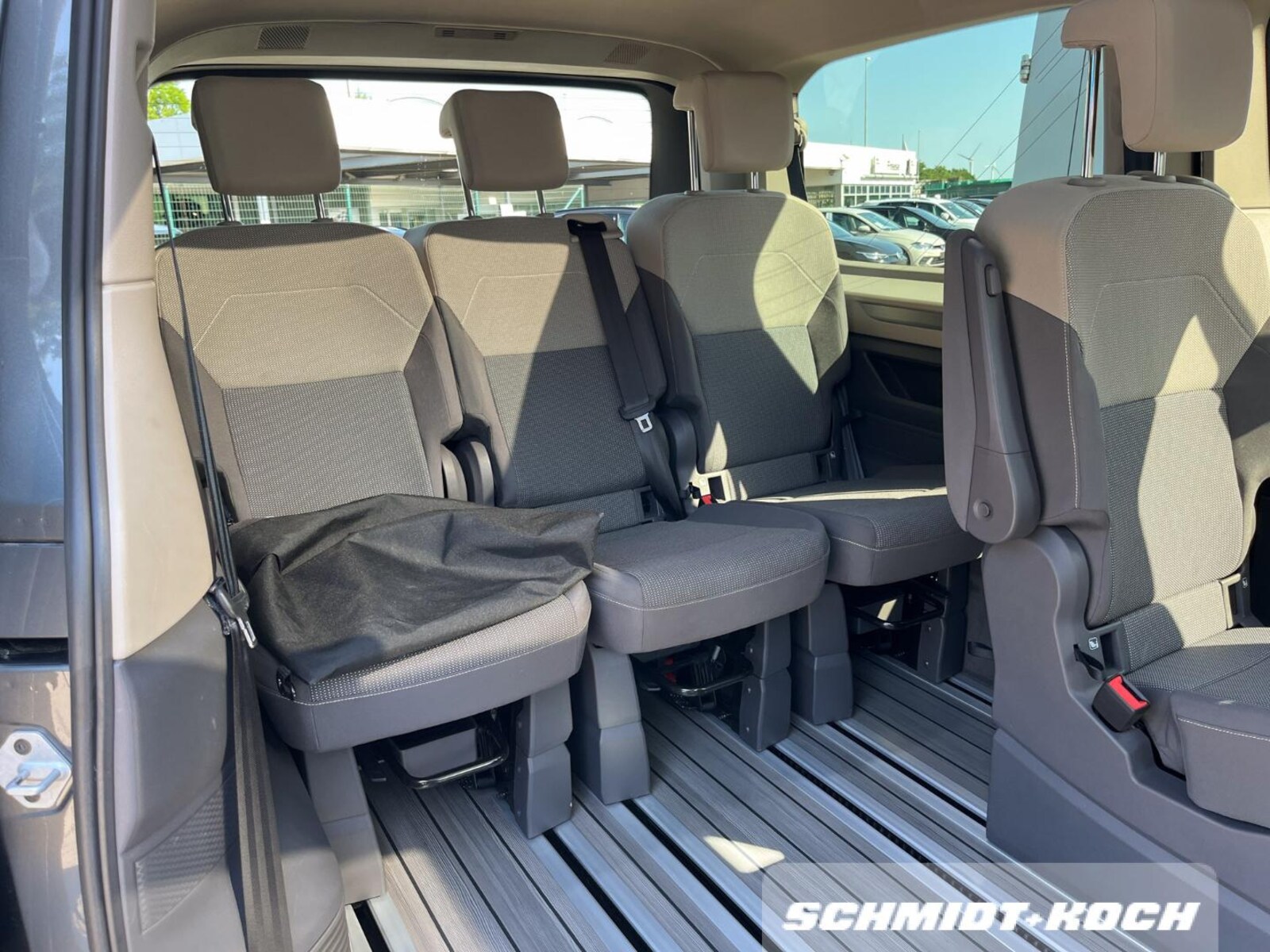 Volkswagen Multivan Langversion – Bild 9