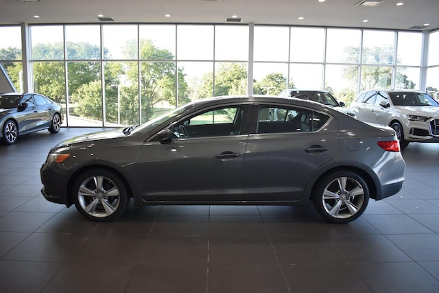 2013 Acura ILX