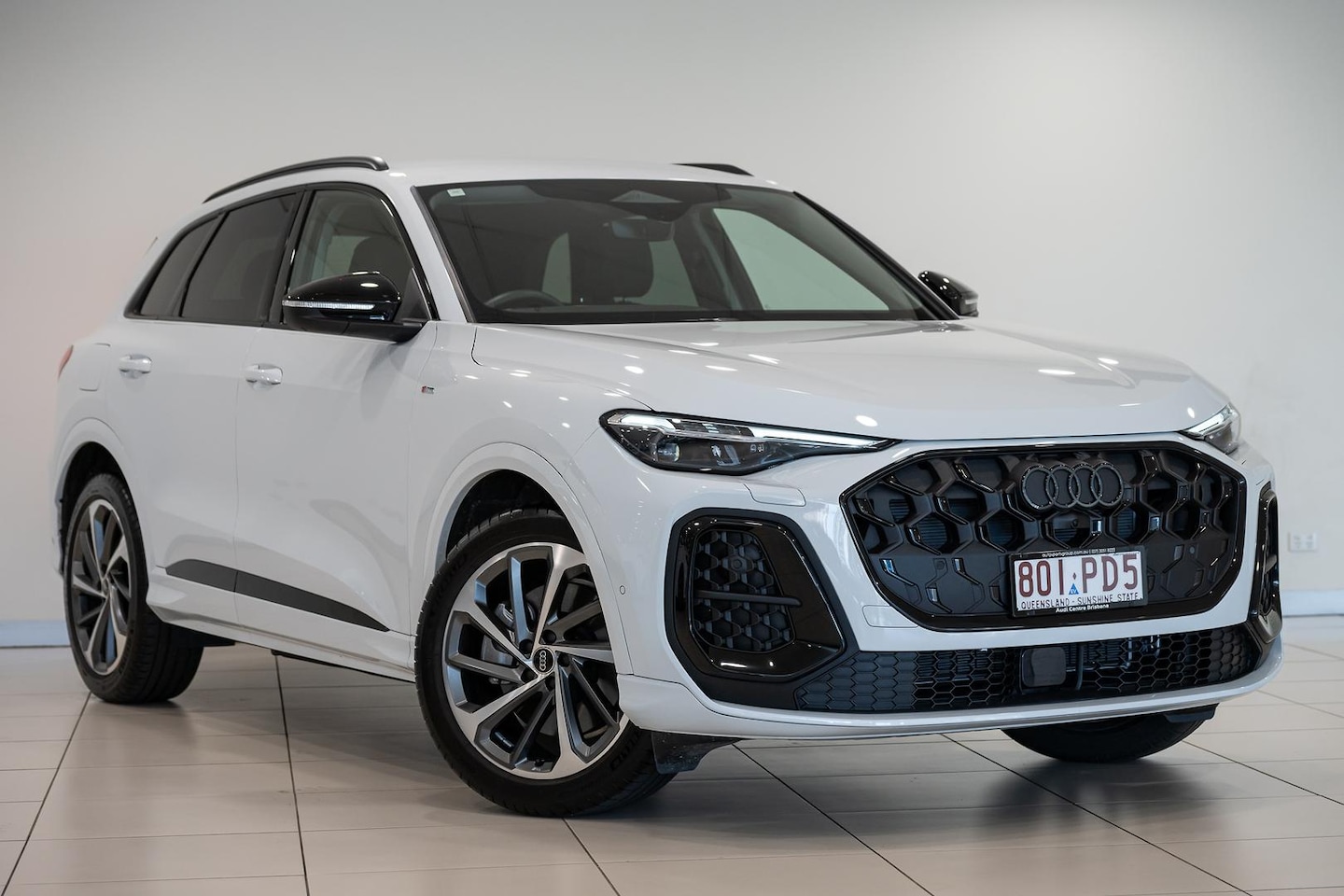 Image about Audi Q5 SUV TDI quattro 150 kW