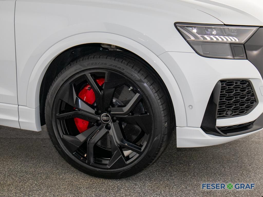Audi RS Q8 SUV