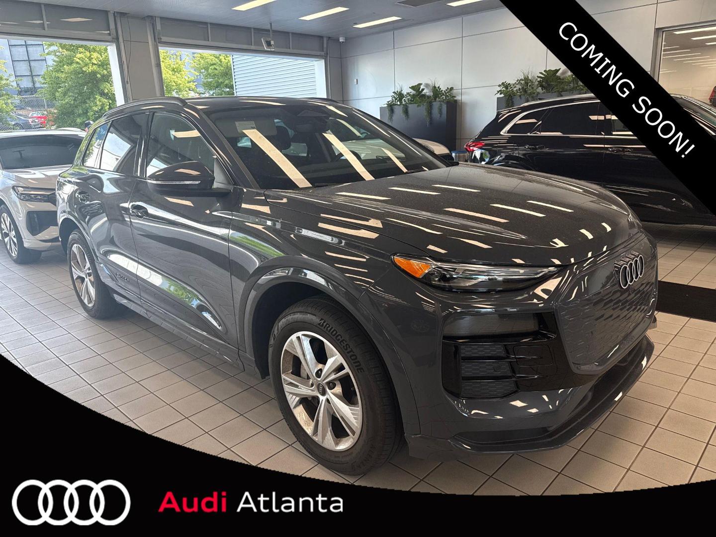2025 Audi Q6 e-tron Premium's photo