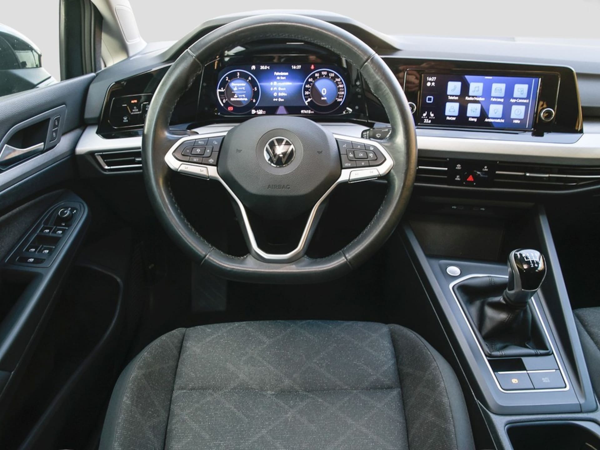 Volkswagen Golf Variant Life