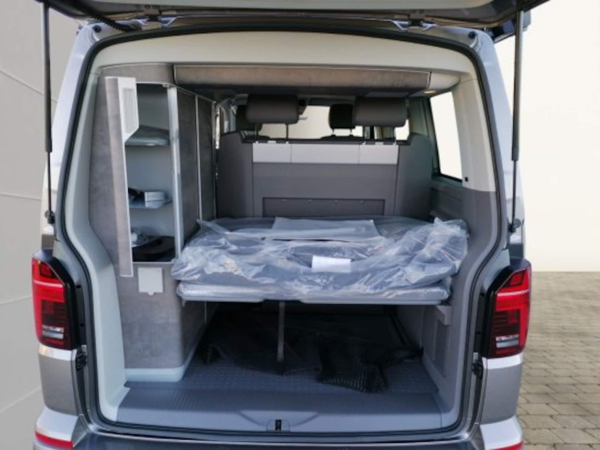 Volkswagen T6.1 California Ocean