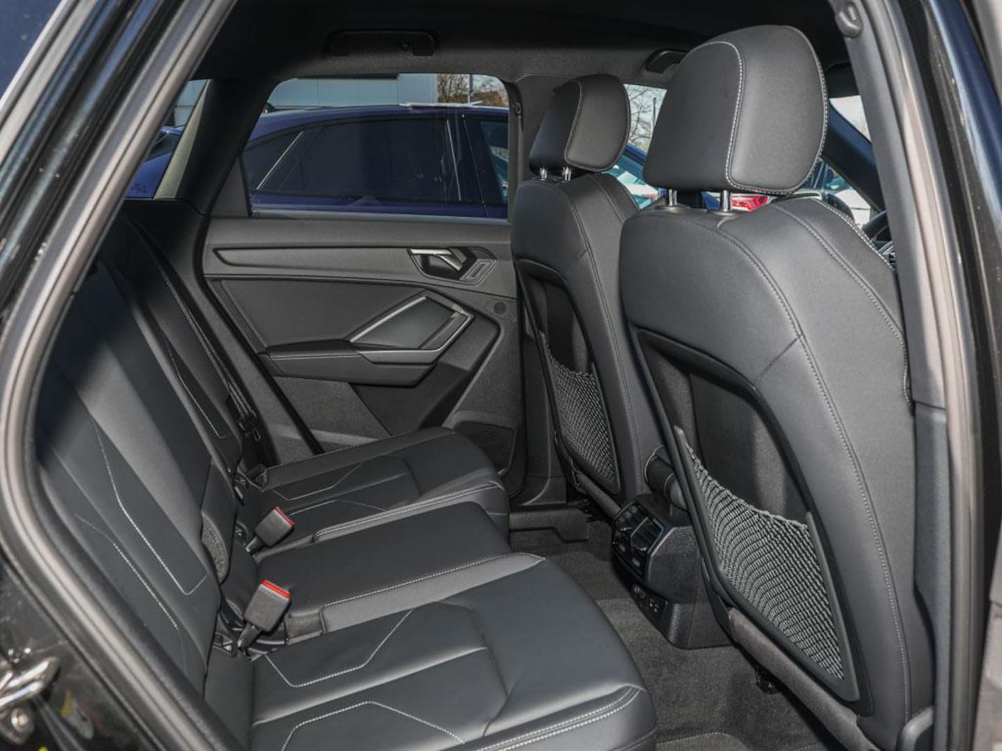 Bild über Audi Q3 45 TFSI quattro S tronic - für weitere Informationen kontaktieren Sie den Audi Partner