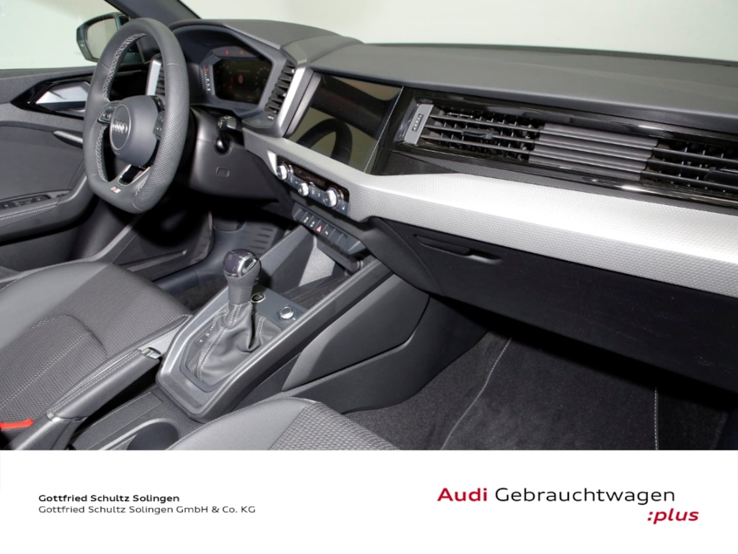 Bild über Audi A1 Sportback S line 35 TFSI S tronic - für weitere Informationen kontaktieren Sie den Audi Partner