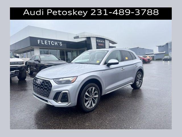 2023 Audi Q5 45 Premium Plus's photo