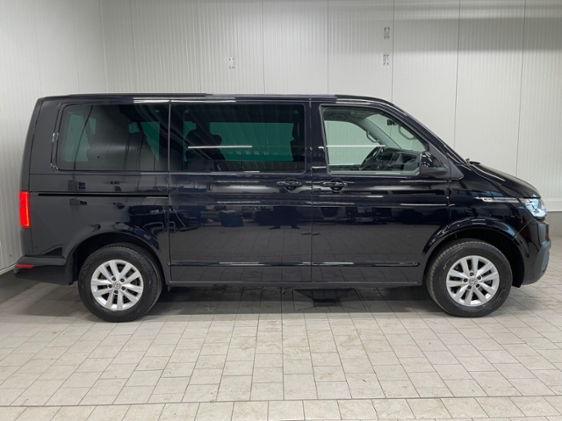 Volkswagen T6.1 Caravelle kurzer Radstand Comfortline