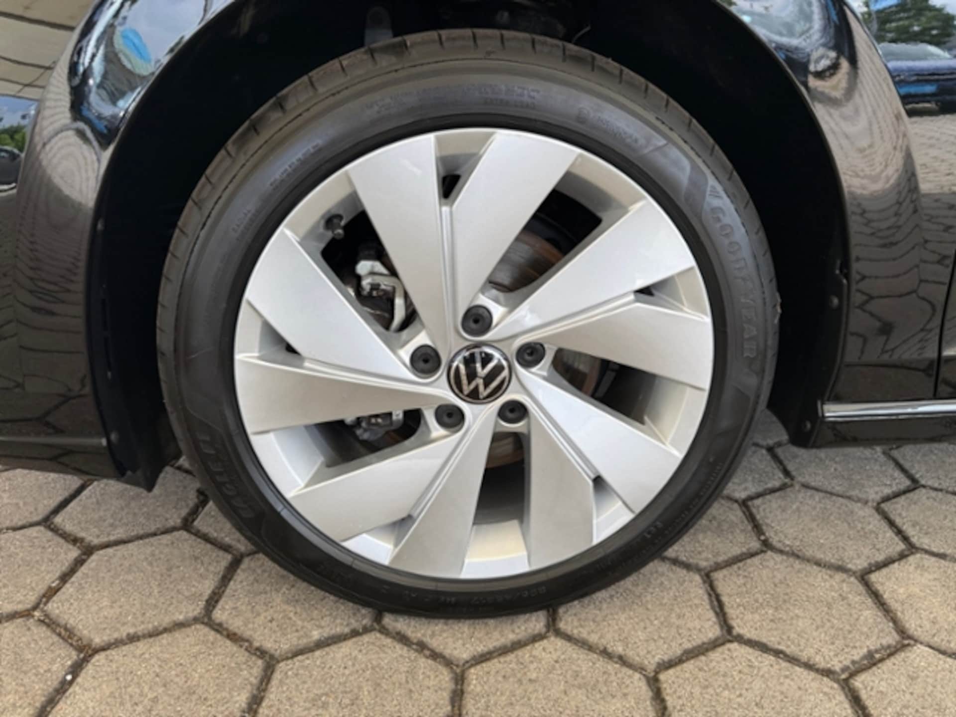 Volkswagen Golf Variant Goal