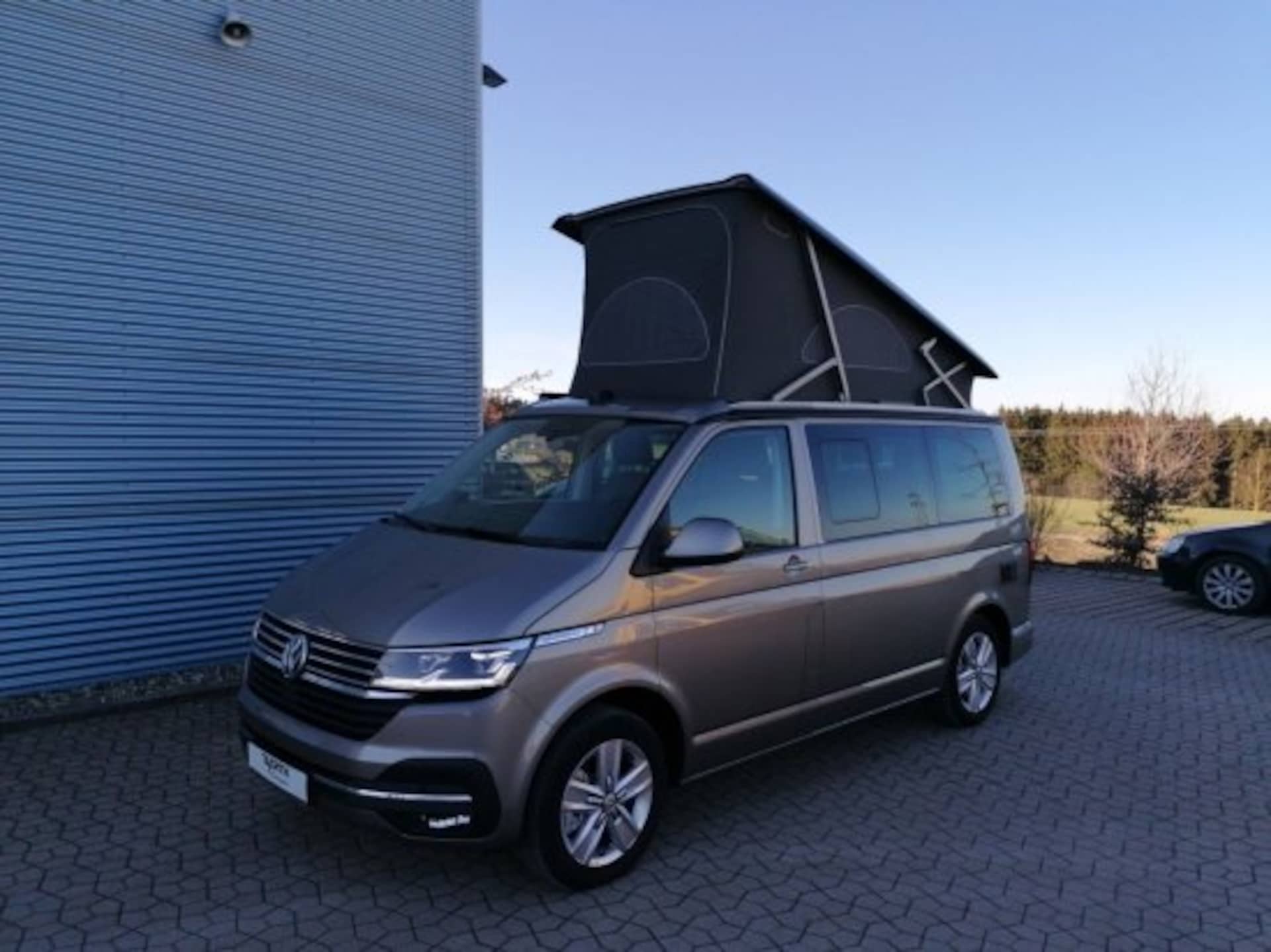 Volkswagen T6.1 California Ocean