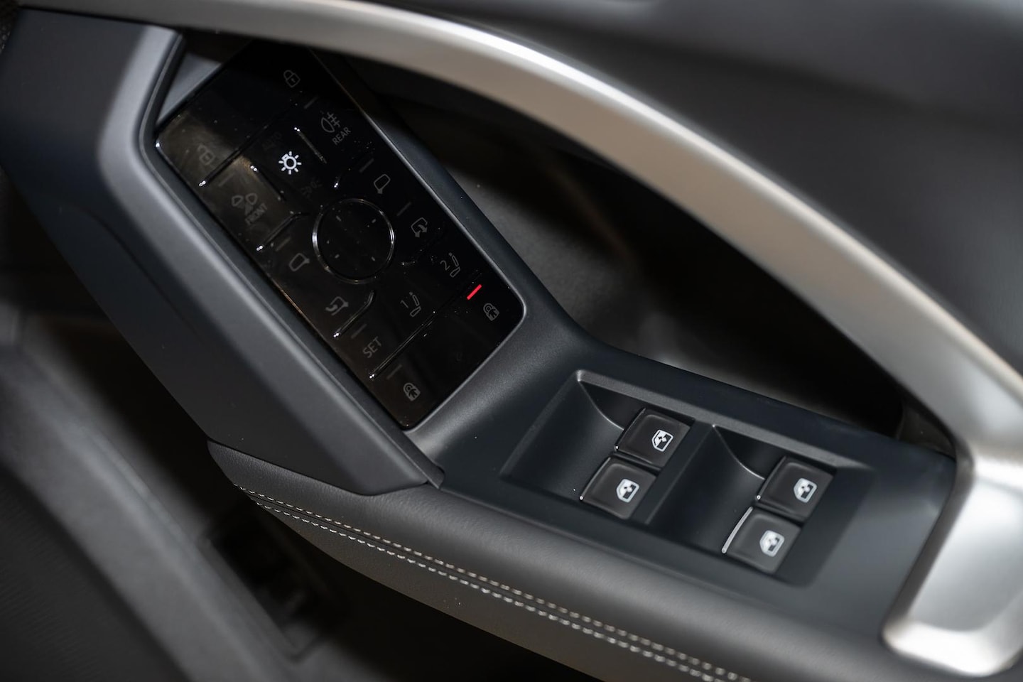Image about Audi Q5 SUV TDI quattro 150 kW