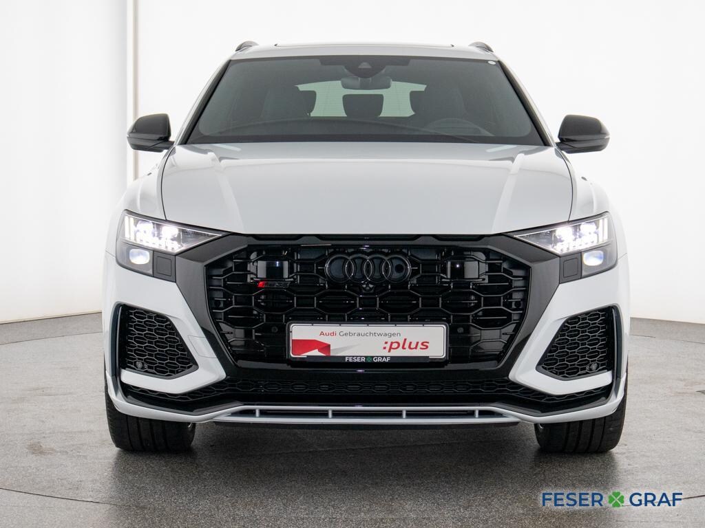 Audi RS Q8 SUV