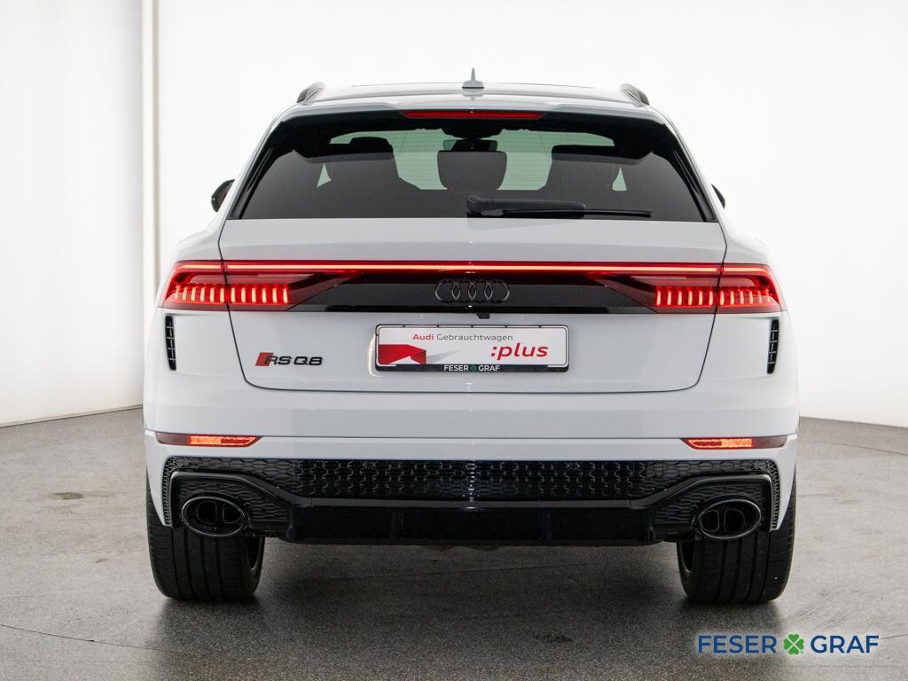 Audi RS Q8 SUV
