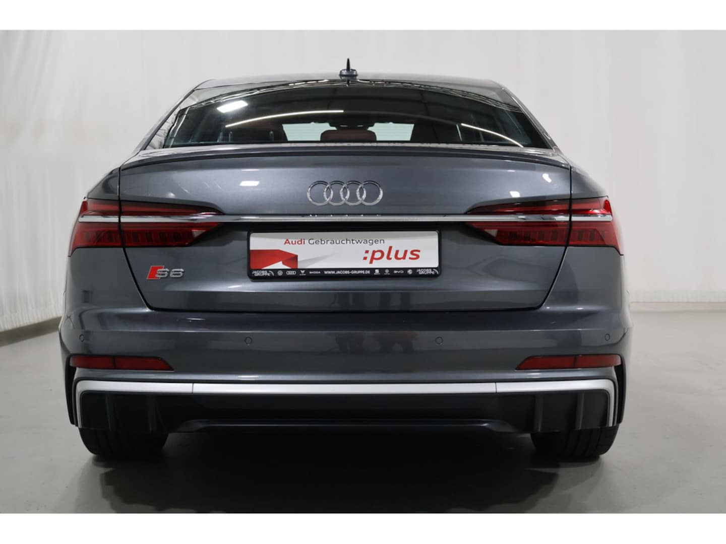 Bild über Audi S6 Limousine TDI quattro tiptronic - für weitere Informationen kontaktieren Sie den Audi Partner