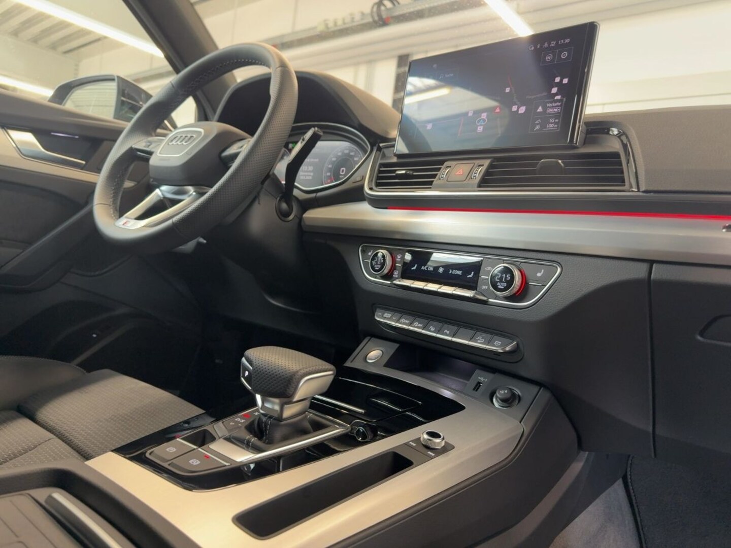 Bild über Audi Q5 Sportback 40 TDI quattro S tronic - für weitere Informationen kontaktieren Sie den Audi Partner
