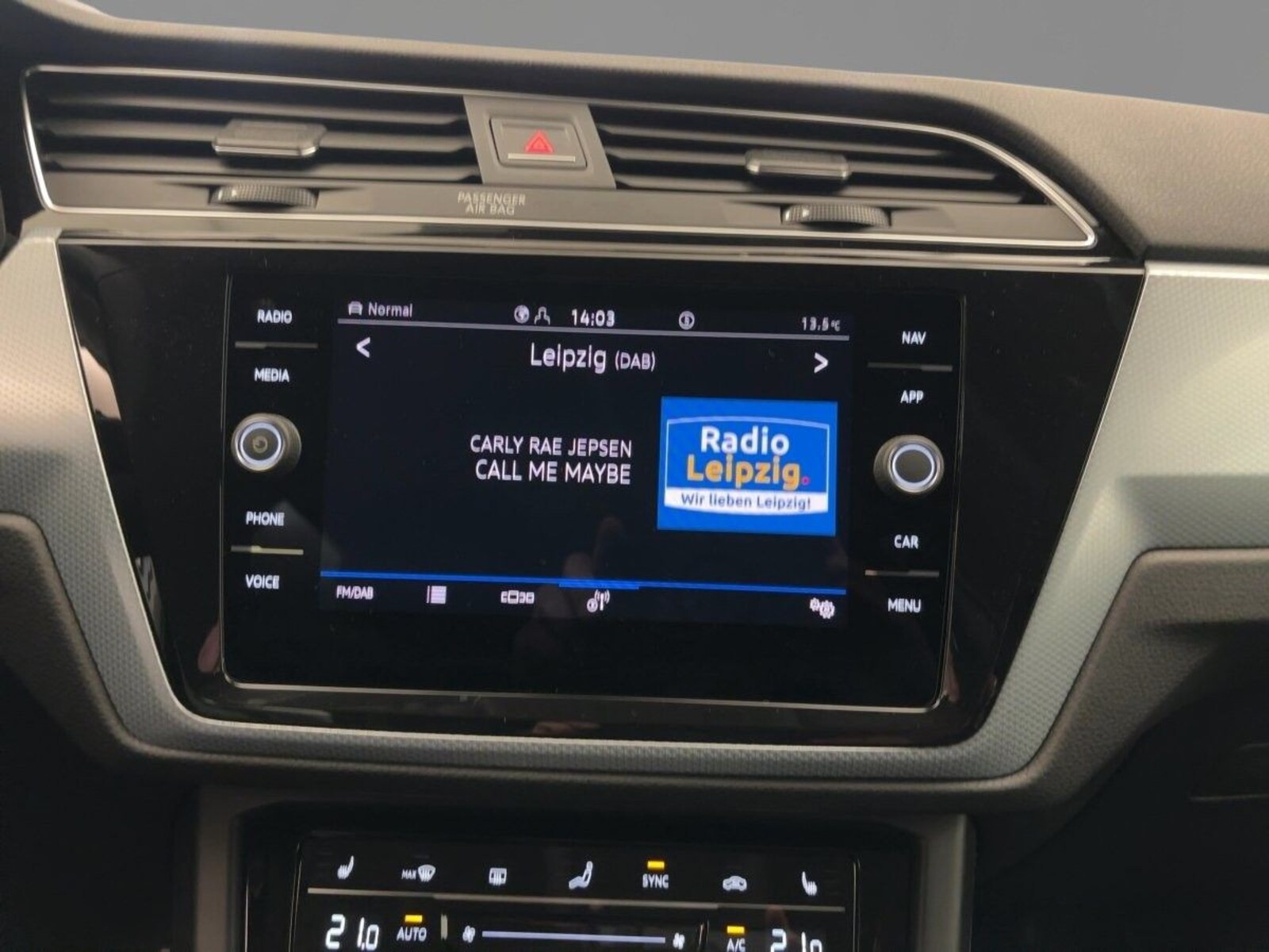 Volkswagen Touran – Bild 8