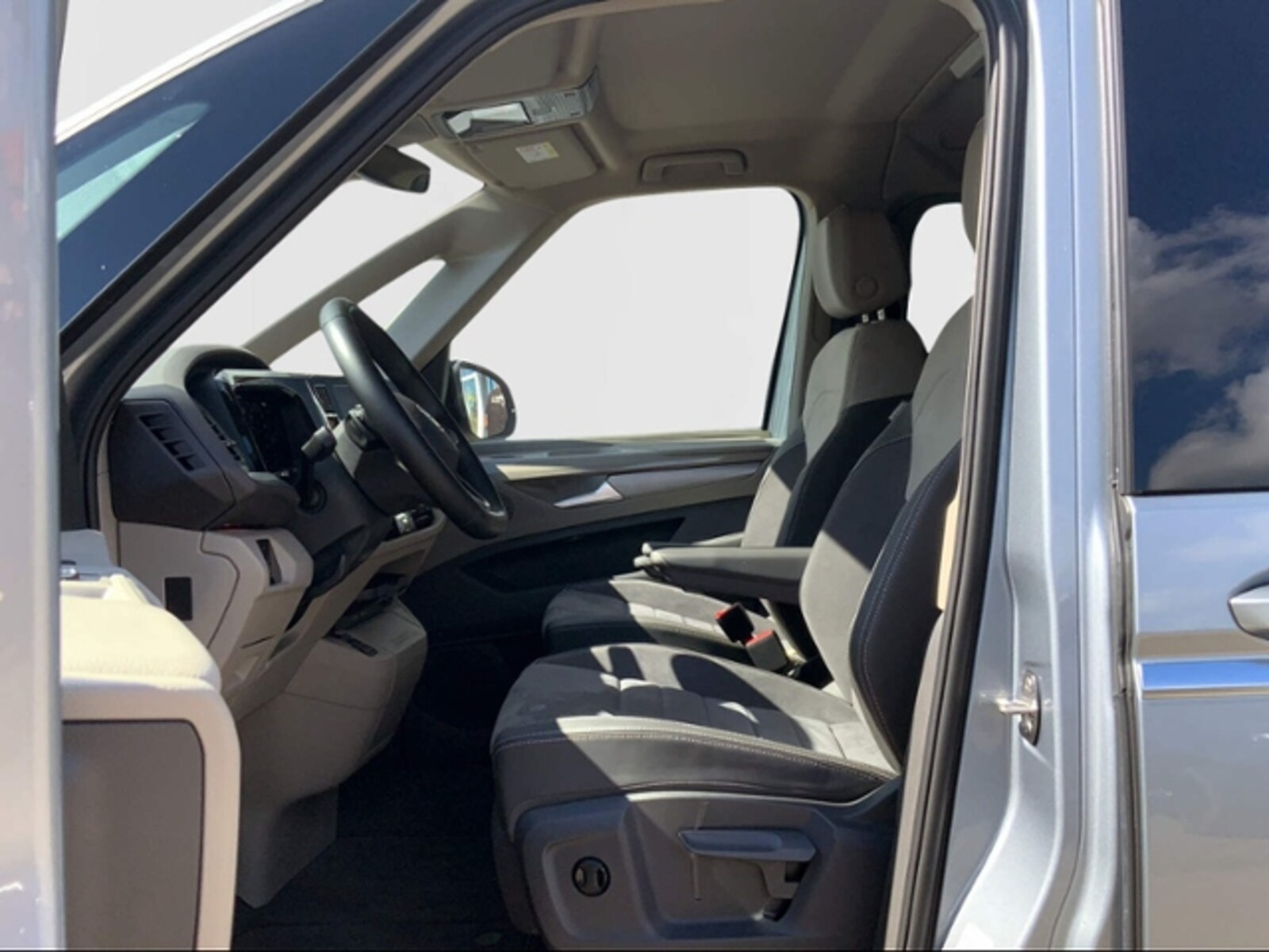 Volkswagen Multivan – Bild 5