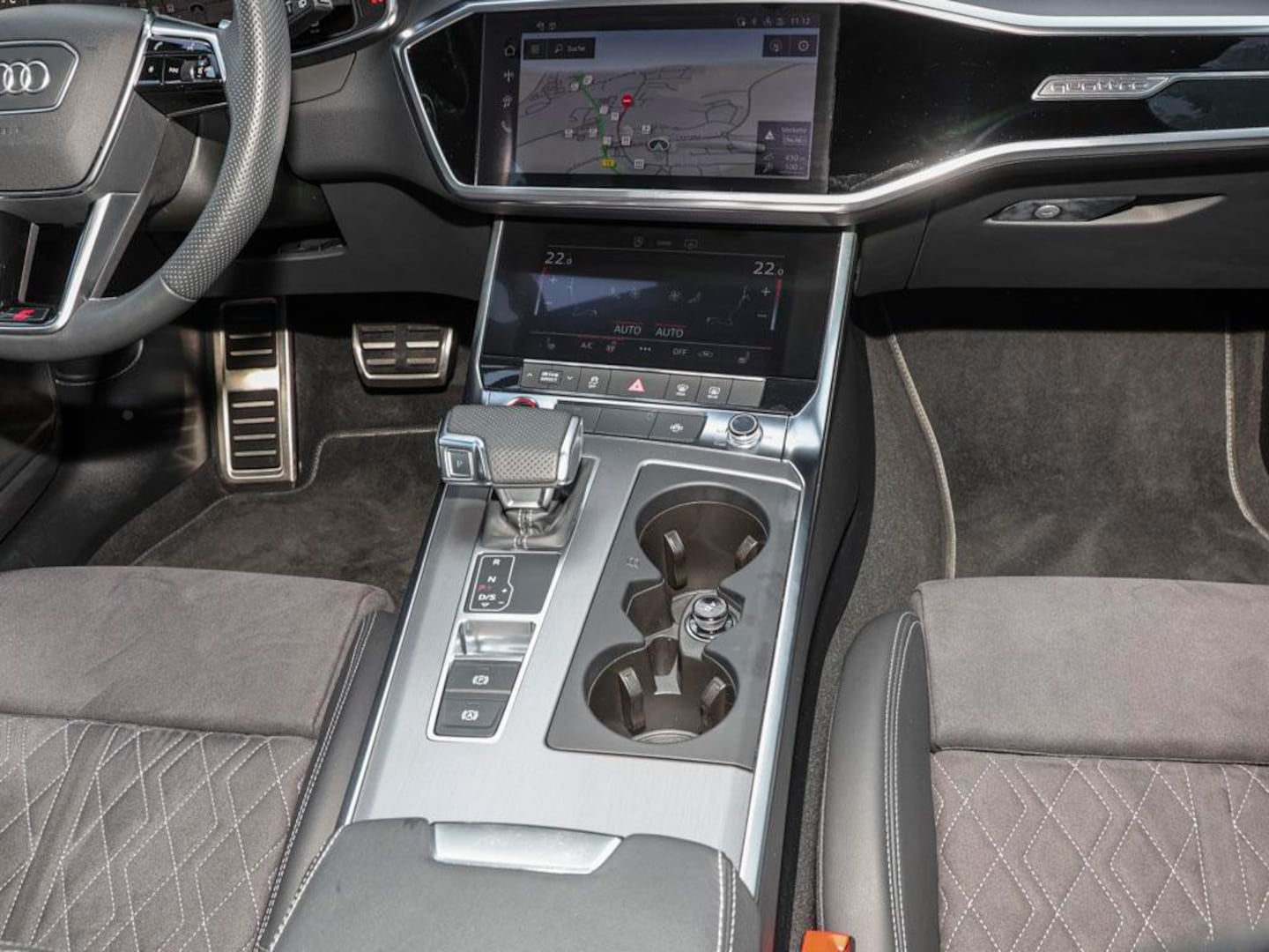 Bild über Audi S6 Avant TDI quattro tiptronic - für weitere Informationen kontaktieren Sie den Audi Partner