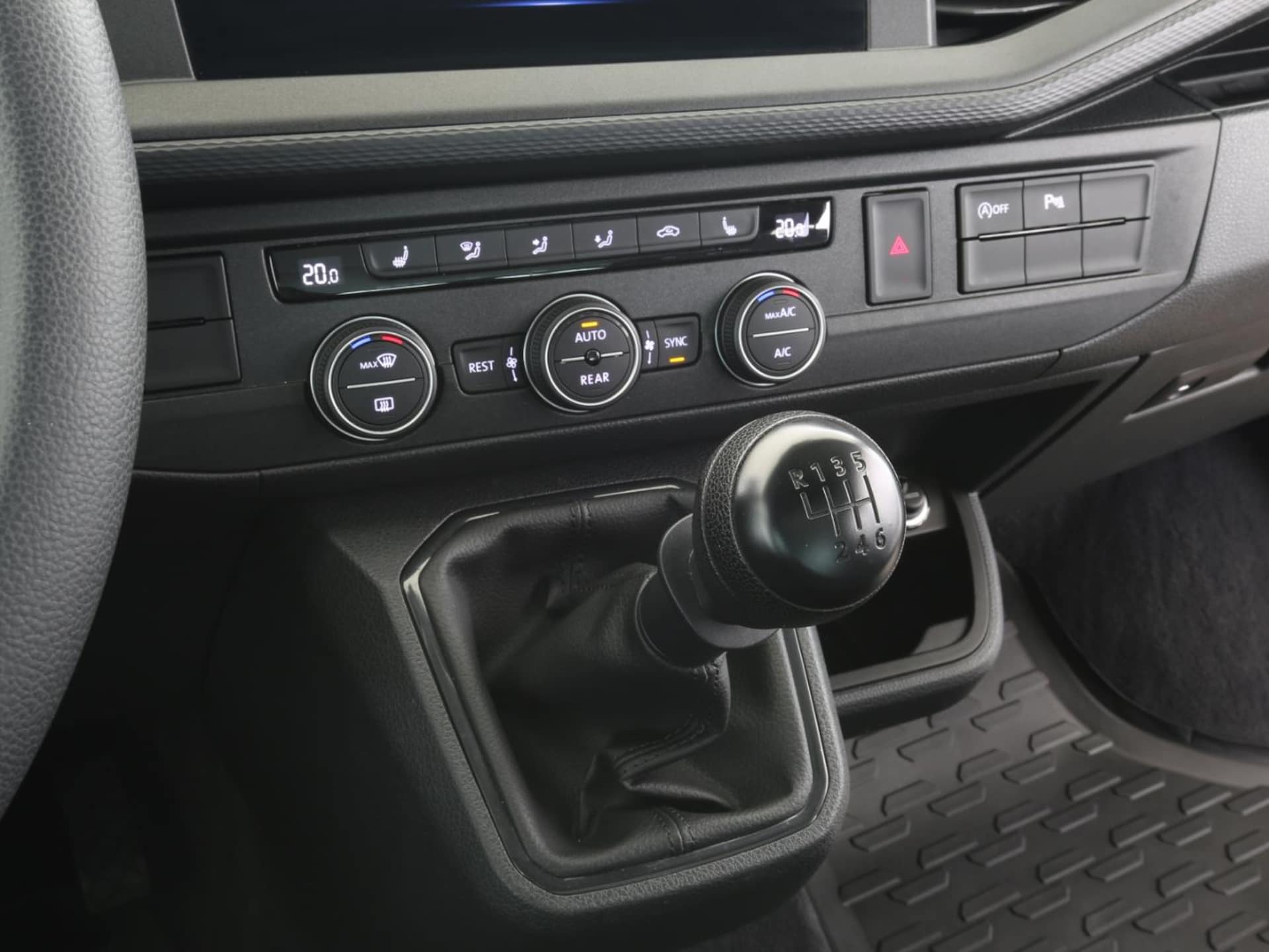 Volkswagen T6.1 California Beach