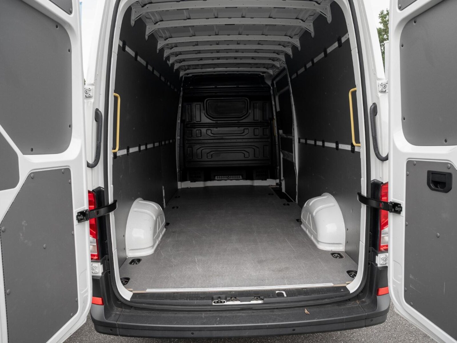 Volkswagen Crafter Kasten langer Radstand – Bild 25