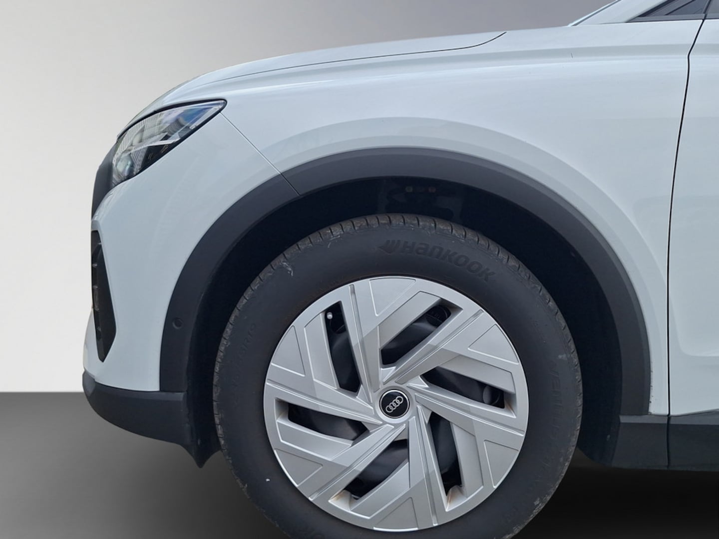 Bild über Audi Q4 Sportback e-tron 45 e-tron quattro - für weitere Informationen kontaktieren Sie den Audi Partner