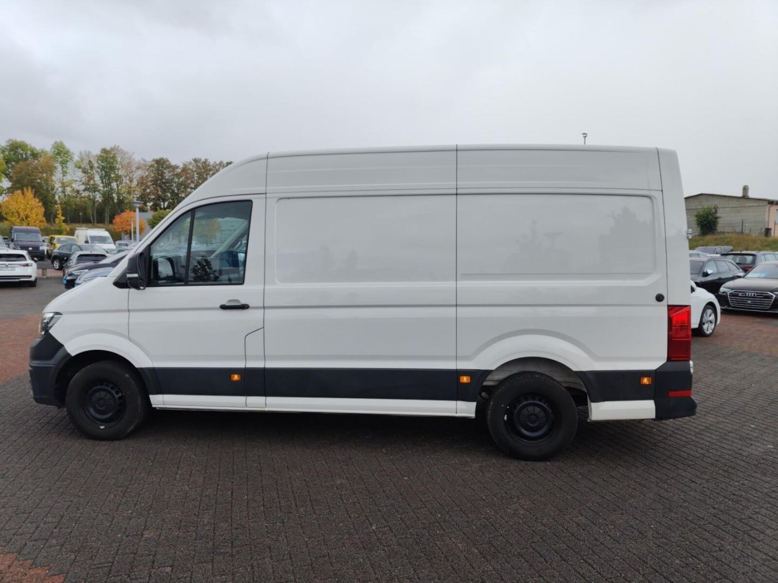 Volkswagen Crafter Kasten mittlerer Radstand – Bild 19