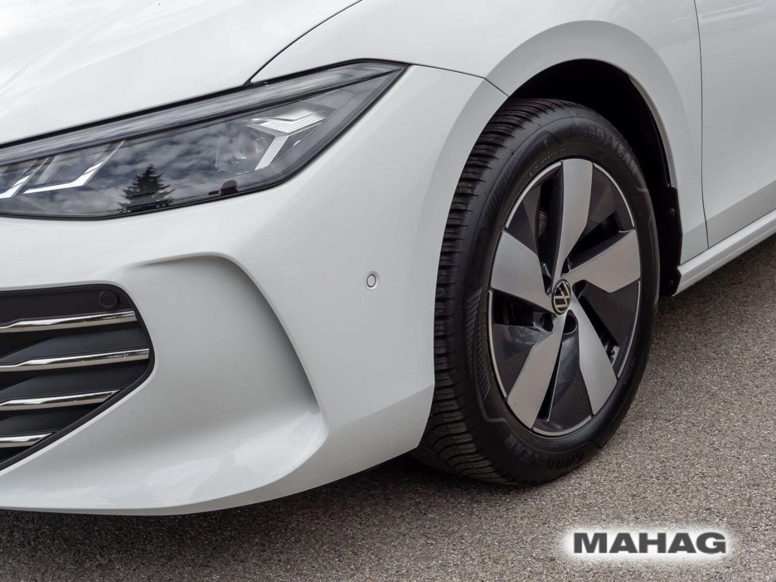 Volkswagen Passat – Bild 8