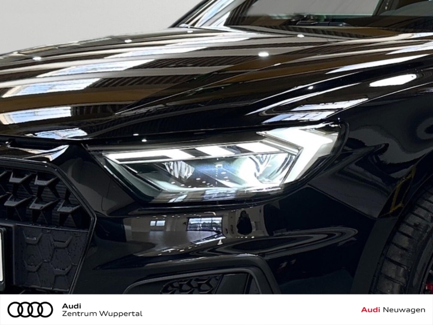 Bild über Audi A1 Sportback S line 40 TFSI S tronic - für weitere Informationen kontaktieren Sie den Audi Partner