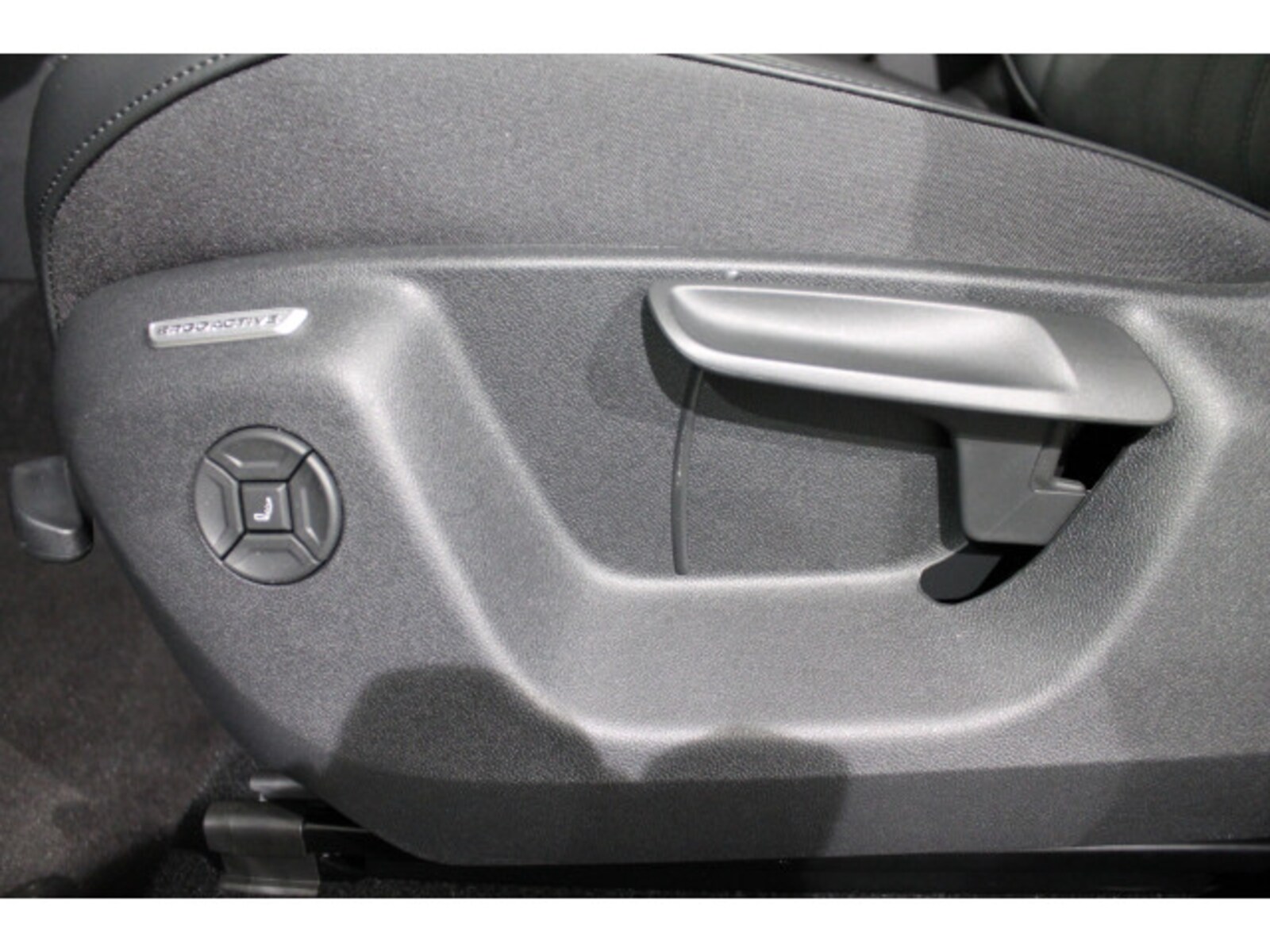 Volkswagen Tiguan – Bild 14