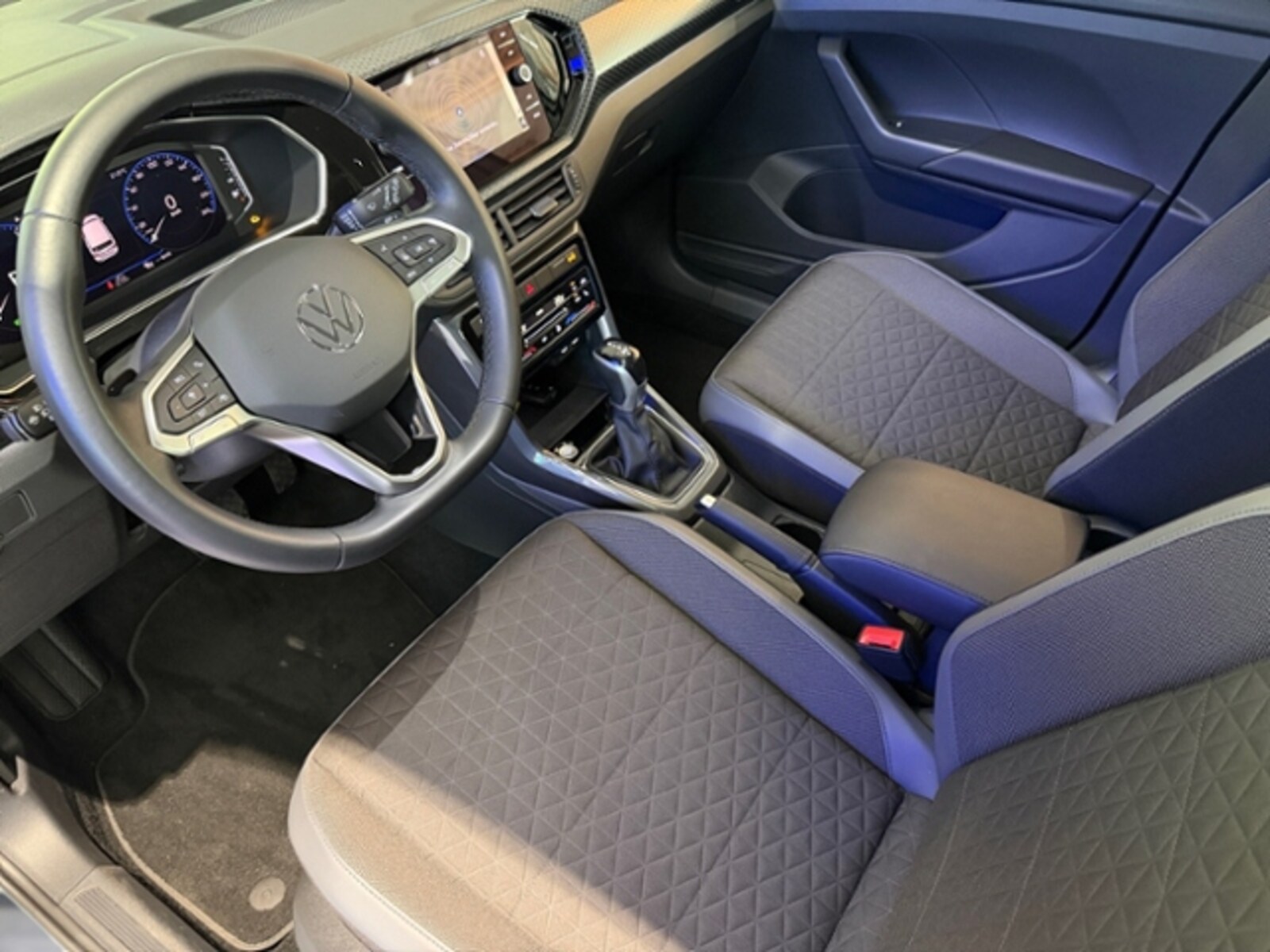 Volkswagen T-Cross – Bild 11