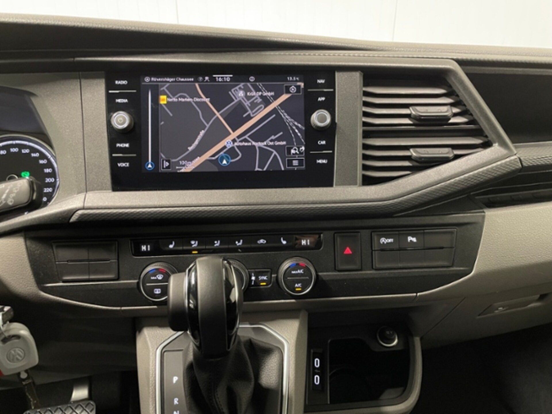 Volkswagen T6.1 Caravelle kurzer Radstand Comfortline