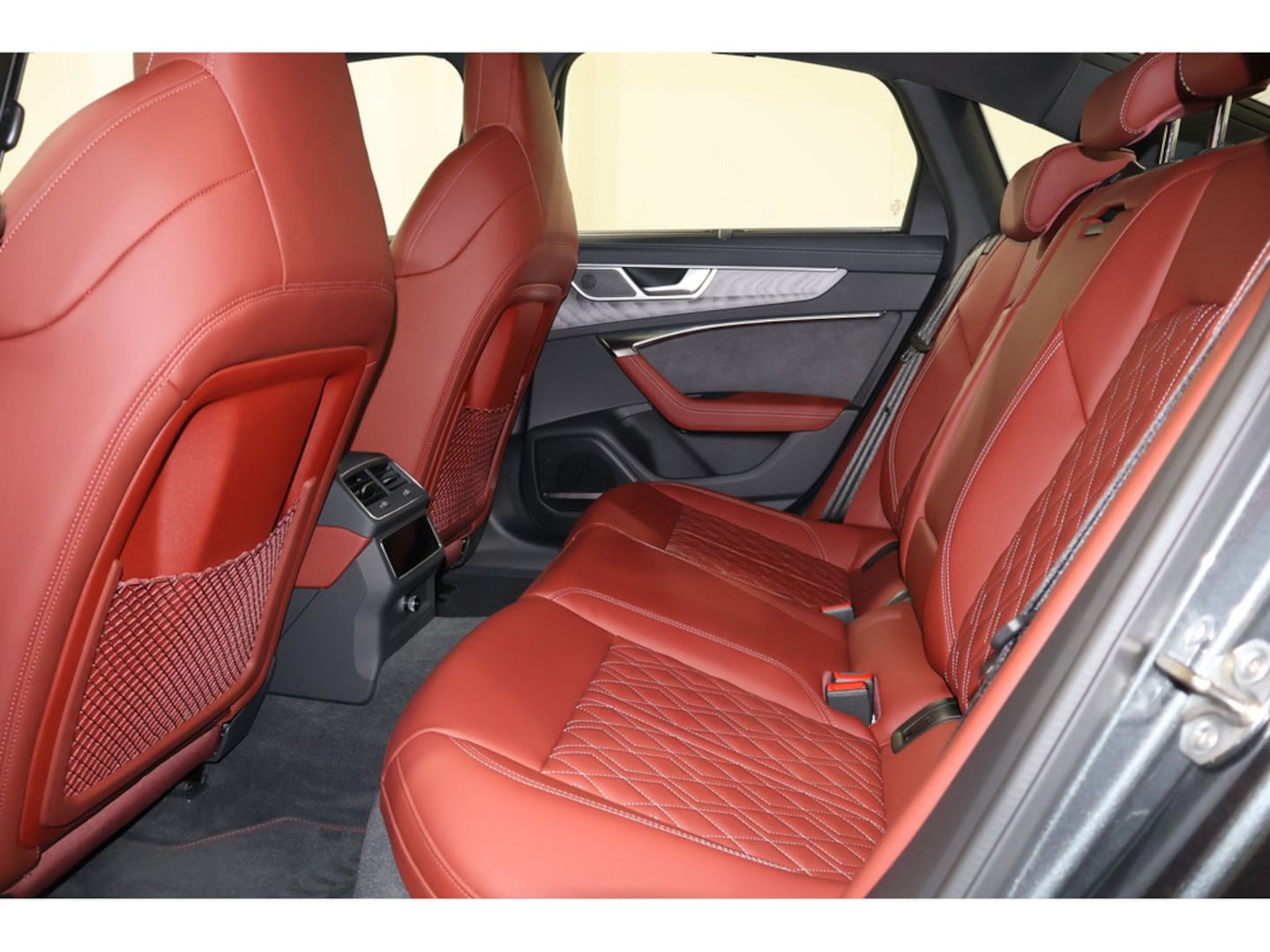 Bild über Audi S6 Limousine TDI quattro tiptronic - für weitere Informationen kontaktieren Sie den Audi Partner