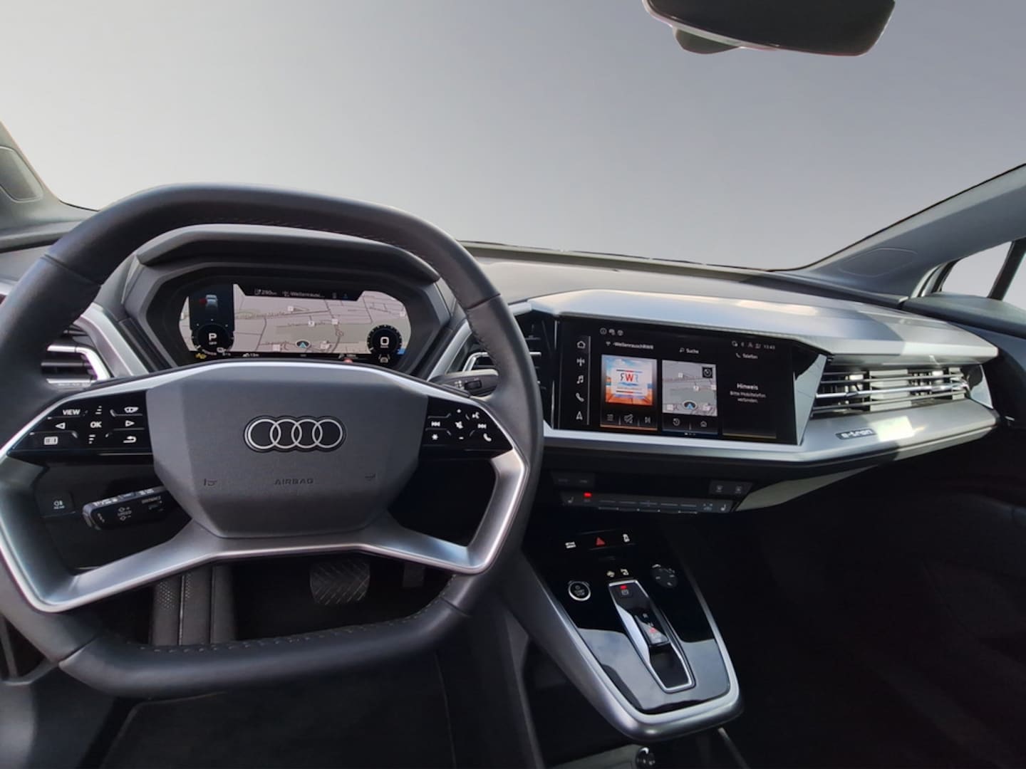 Bild über Audi Q4 Sportback e-tron 45 e-tron quattro - für weitere Informationen kontaktieren Sie den Audi Partner