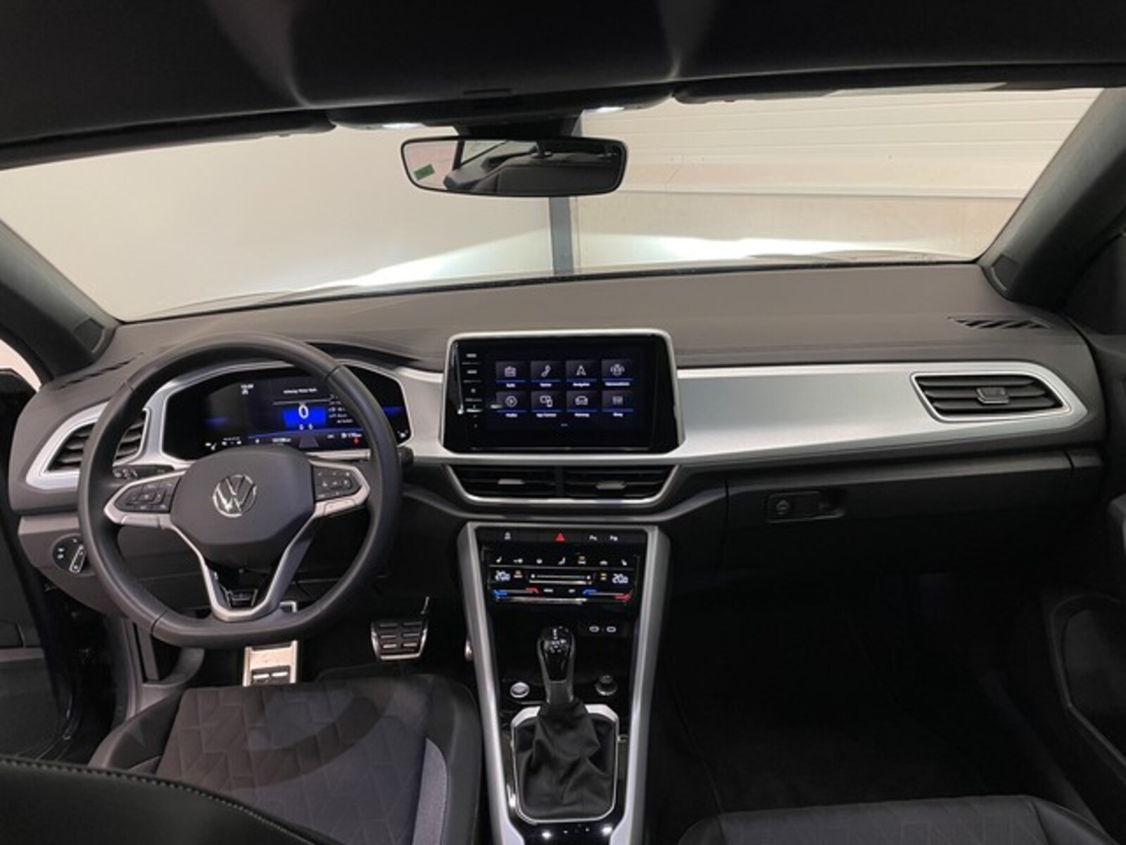 Volkswagen T-Roc Cabriolet – Bild 10