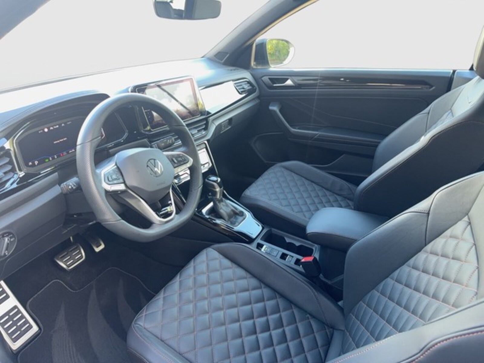 Volkswagen T-Roc Cabriolet – Bild 8