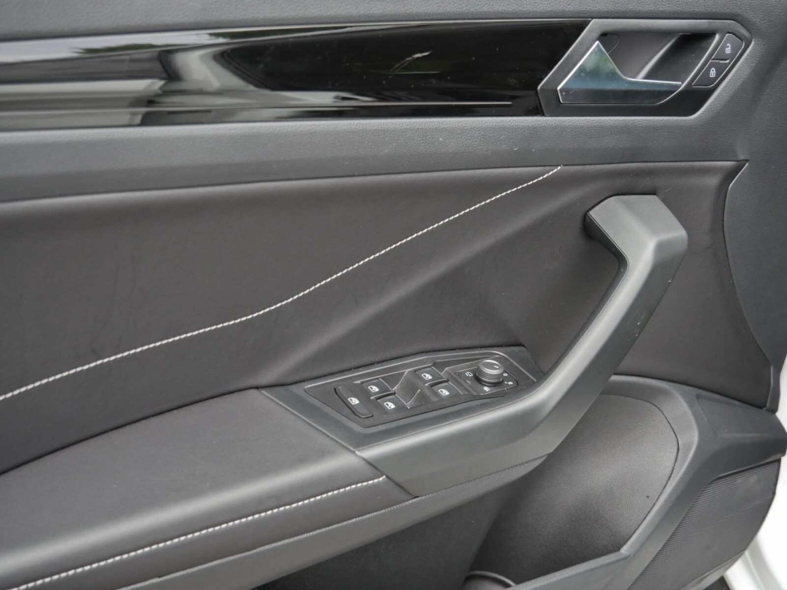 Volkswagen T-Roc – Bild 24