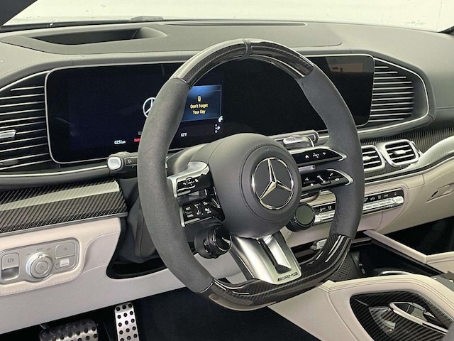 2025 Mercedes-Benz