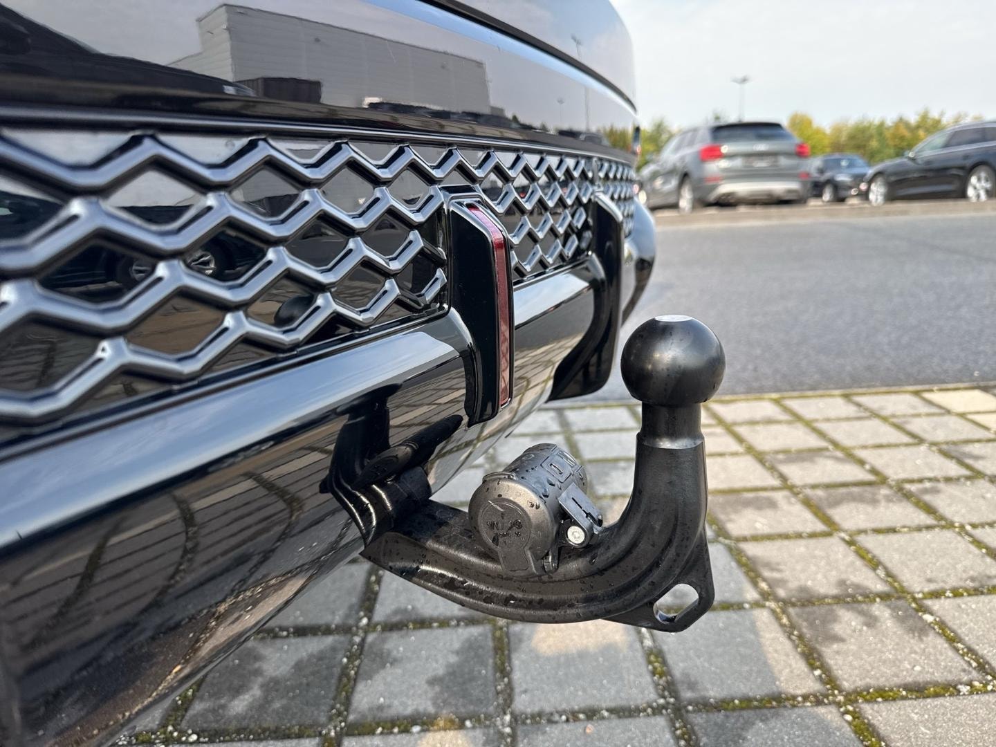 Bild über Audi RS Q8 SUV TFSI quattro 471 kW tiptronic - für weitere Informationen kontaktieren Sie den Audi Partner
