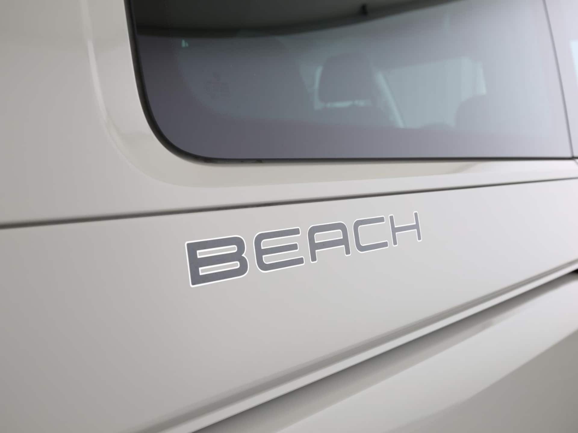Volkswagen T6.1 California Beach