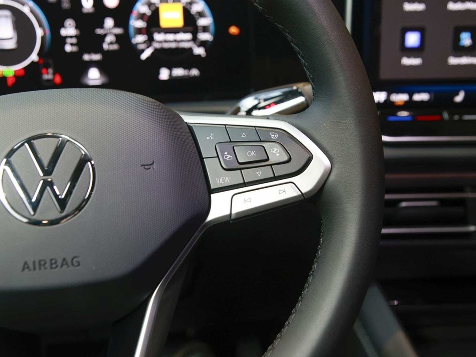 Volkswagen Tiguan – Bild 15