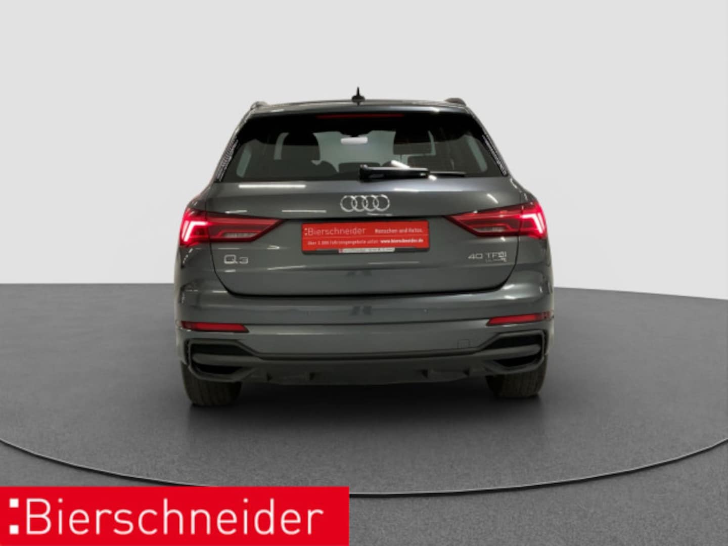 Bild über Audi Q3 S line 40 TFSI quattro S tronic - für weitere Informationen kontaktieren Sie den Audi Partner