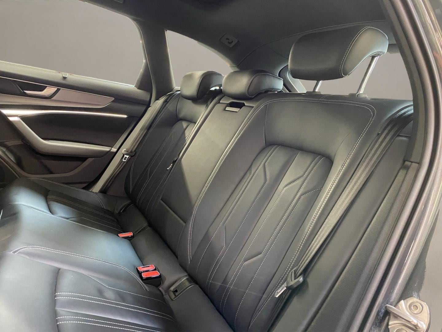 Bild über Audi A6 Avant sport 45 TFSI quattro S tronic - für weitere Informationen kontaktieren Sie den Audi Partner