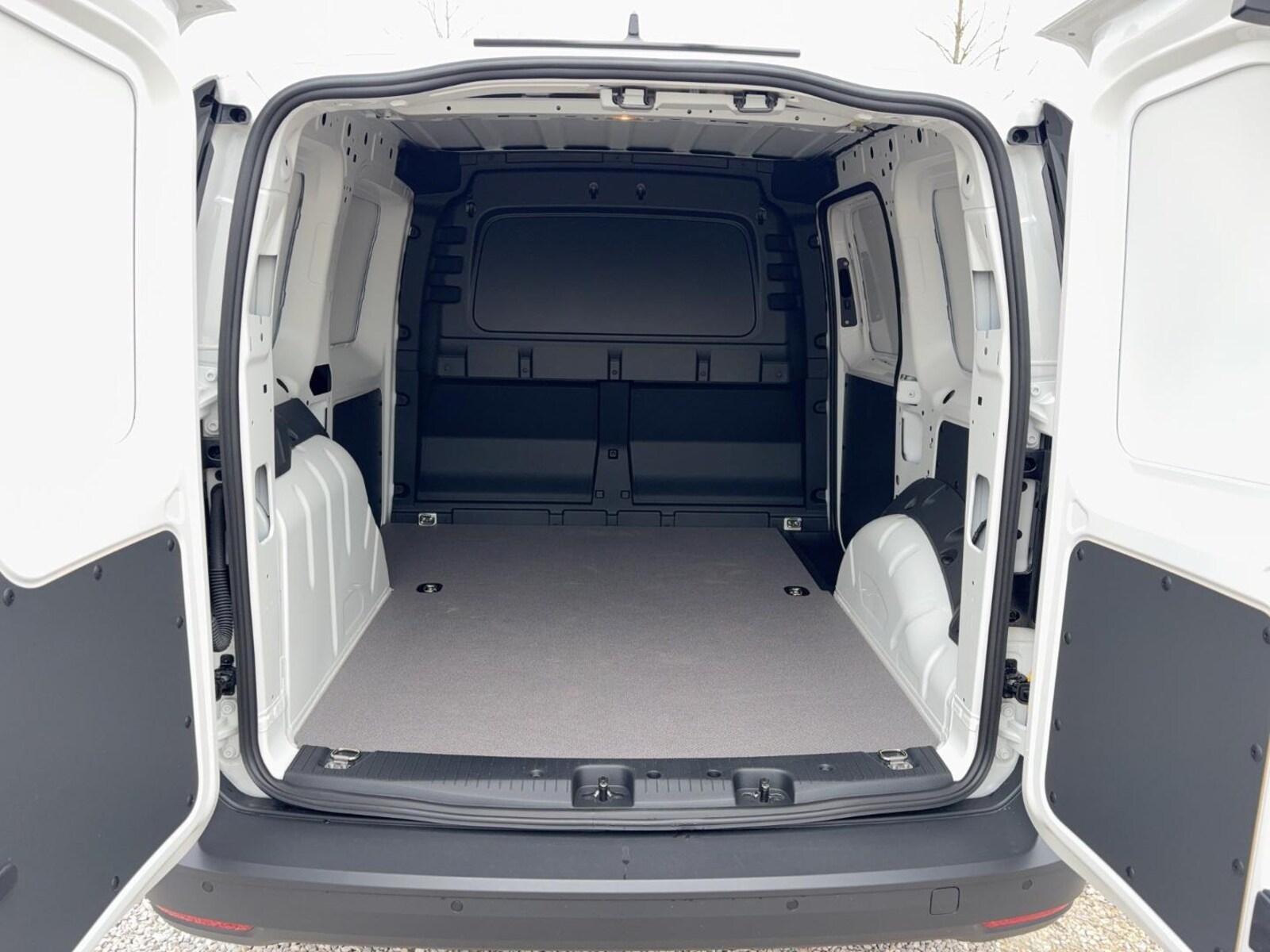 Volkswagen Caddy Cargo – Bild 11