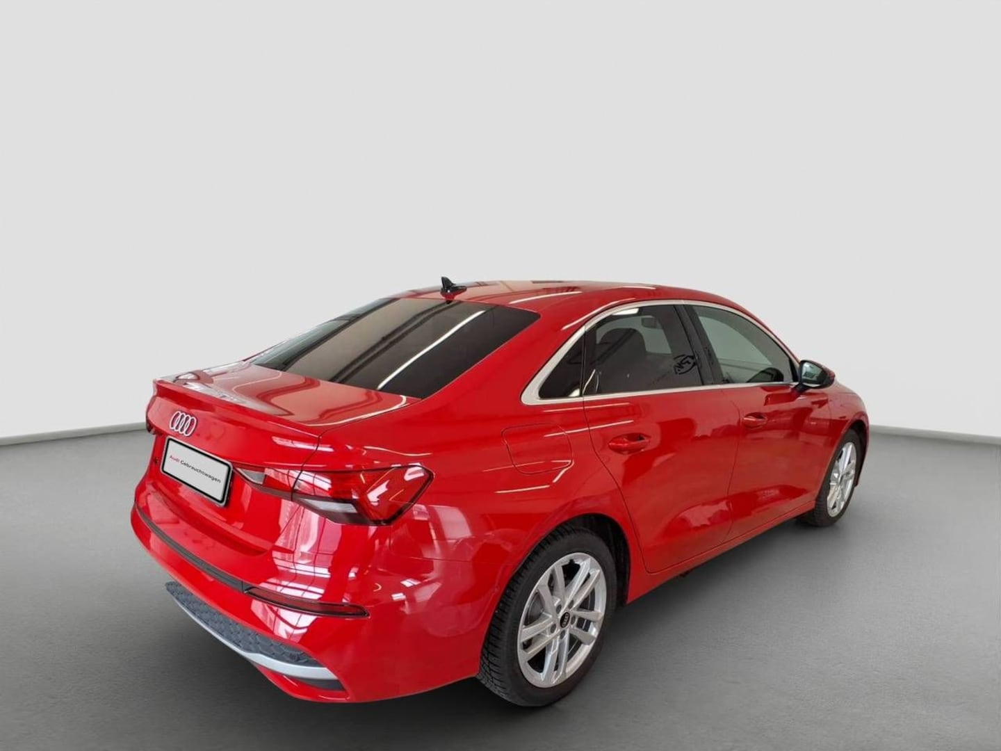 Bild über Audi A3 Limousine advanced 35 TFSI S tronic - für weitere Informationen kontaktieren Sie den Audi Partner