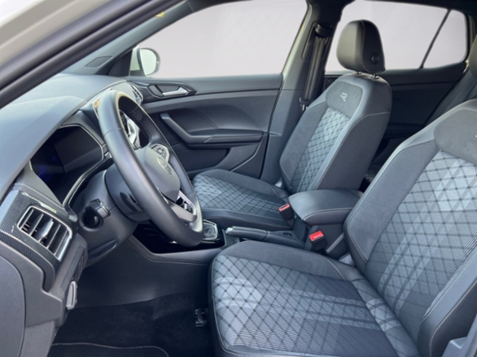 Volkswagen T-Cross – Bild 10