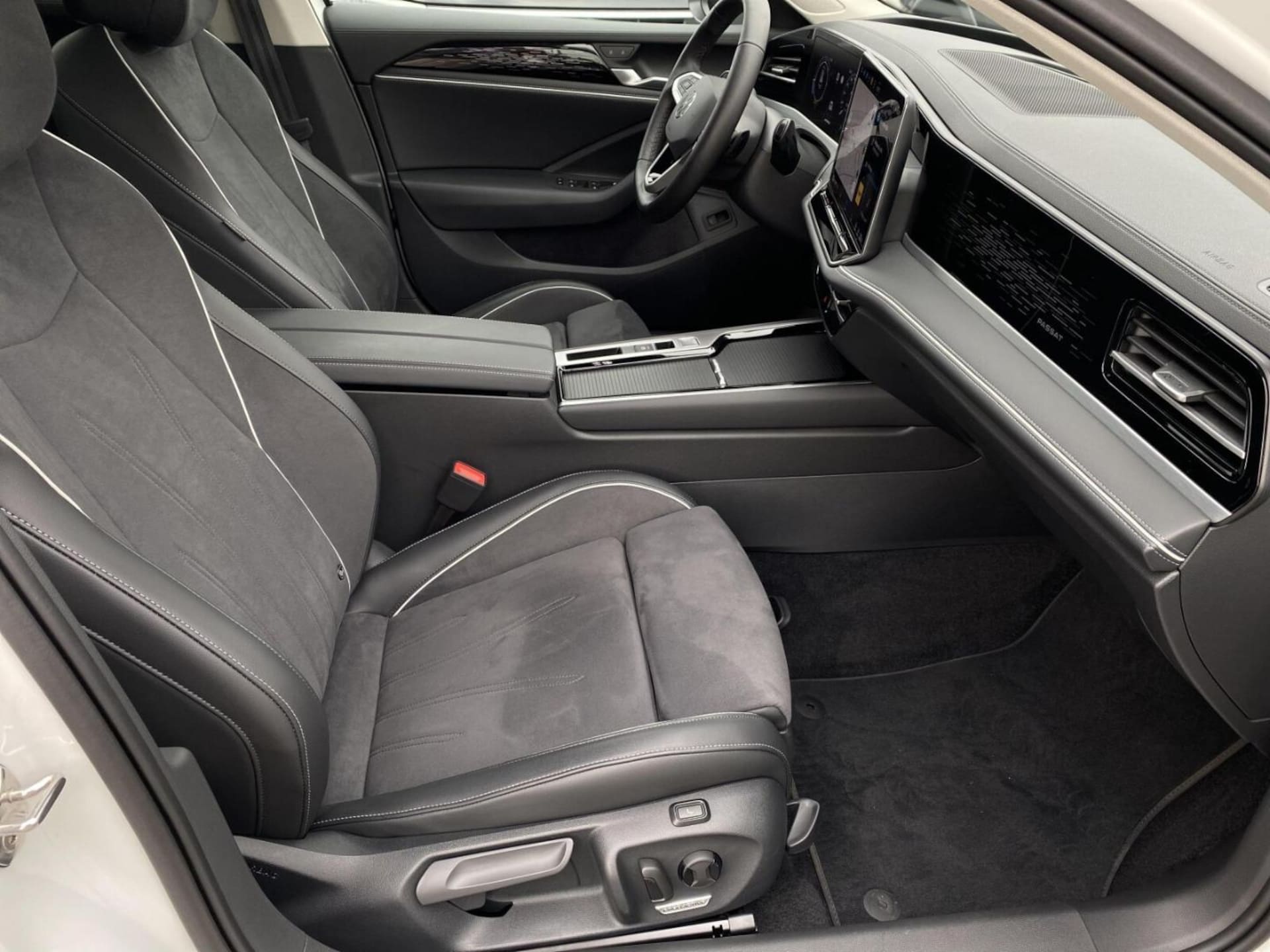 Volkswagen Passat Elegance