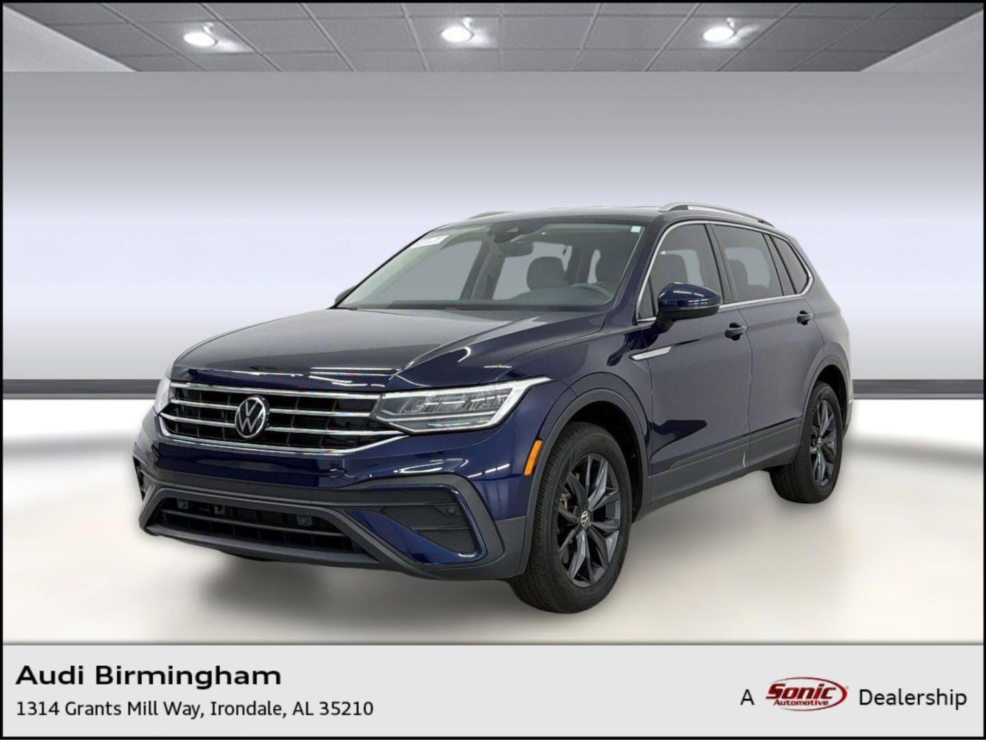 2023 Volkswagen Tiguan 2.0T SE's photo