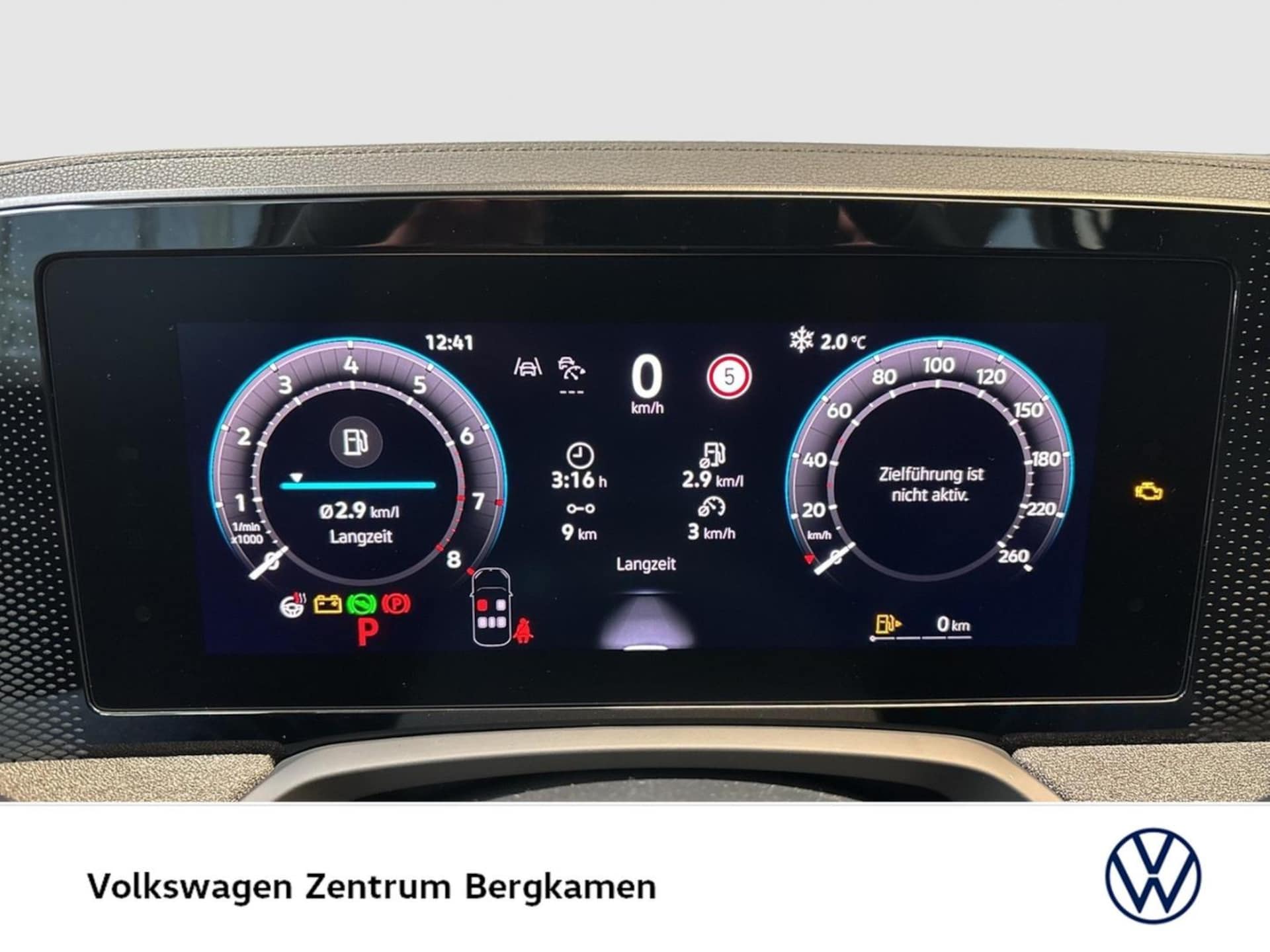 Volkswagen Passat Basis-Modell