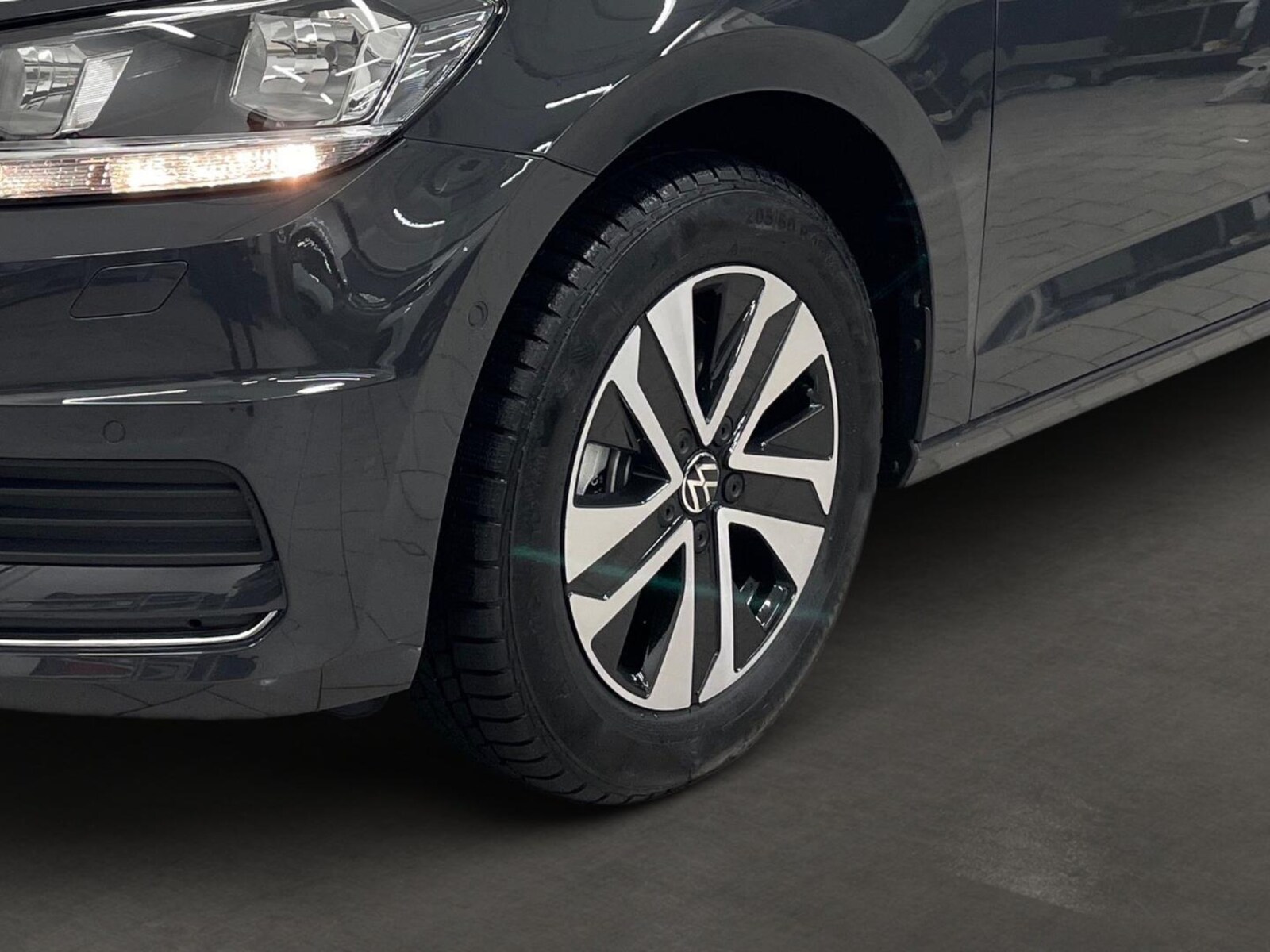 Volkswagen Touran – Bild 9